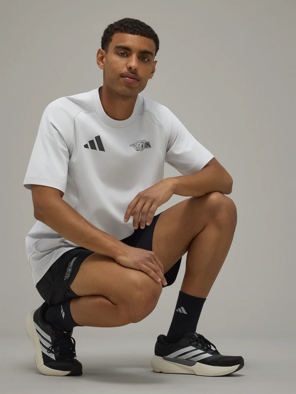 adidas Ausgehshirt grau - Team 26/27 - Image 2