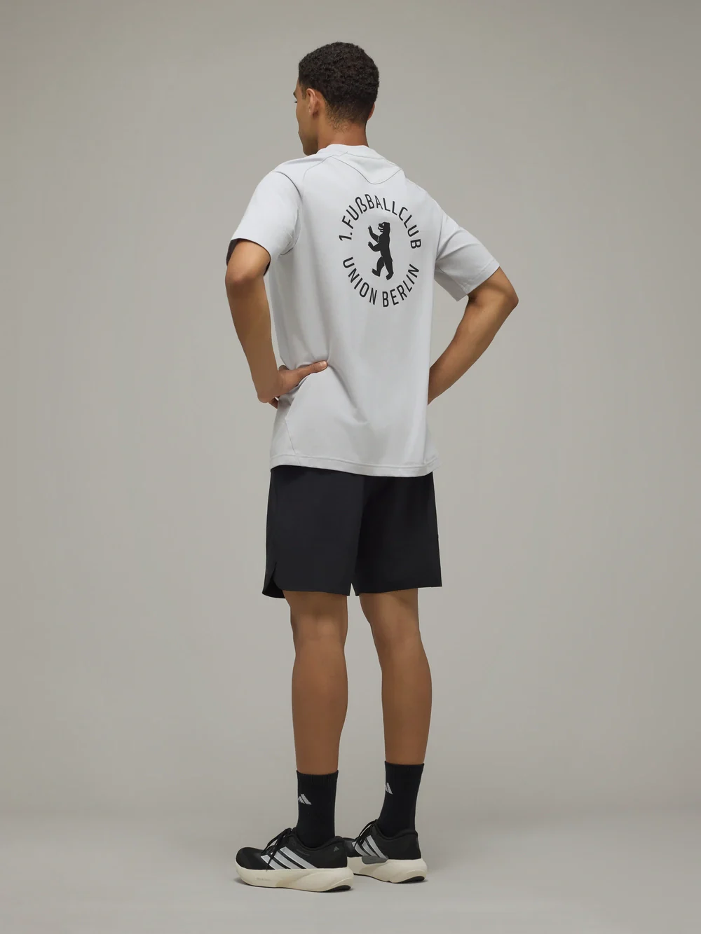 adidas Ausgehshirt grau - Team 26/27 - Image 4