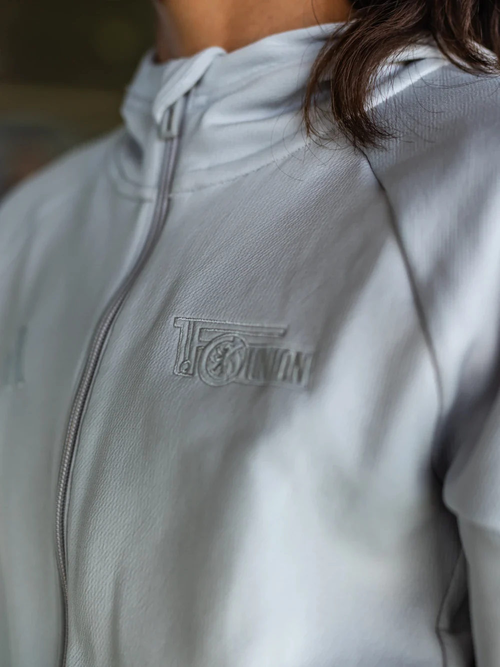 adidas Frauen Ausgehjacke grau - Team 25/26 - Image 2