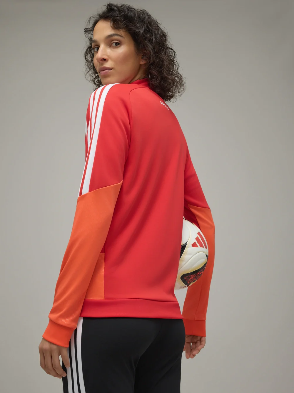adidas Frauen Trainingsjacke - Team 26/27 - Image 2